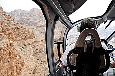 《漫威SNAP》游戏崩溃卡牌5月回归 全员免费获得